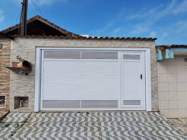 Casa para Venda em Mongaguá - 2