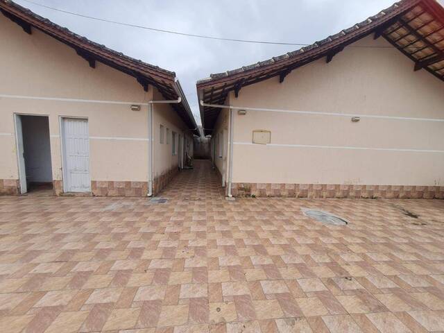 #1005 - Casa para Venda em Praia Grande - SP - 2