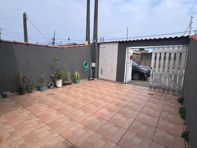 Casa para Venda em Itanhaém - 3