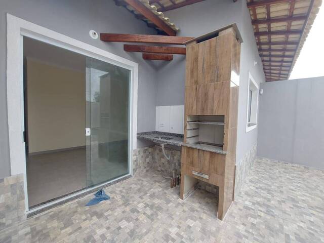 Casa para Venda em Itanhaém - 3