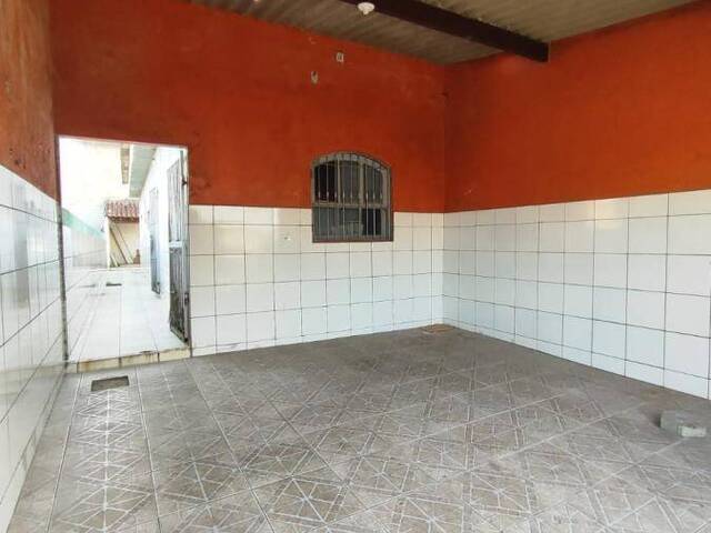 Casa para Venda em Mongaguá - 2