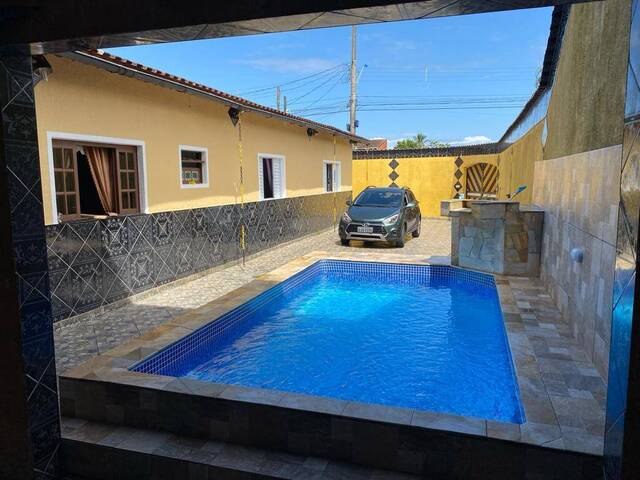 Casa para Venda em Mongaguá - 2