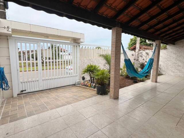 Casa para Venda em Itanhaém - 3