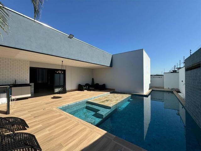 #1285 - Casa para Venda em Peruíbe - SP - 2