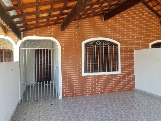 #1311 - Casa para Venda em Praia Grande - SP - 2