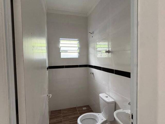 Casa para Venda em Itanhaém - 3