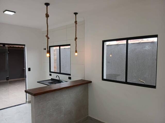 Casa para Venda em Itanhaém - 3