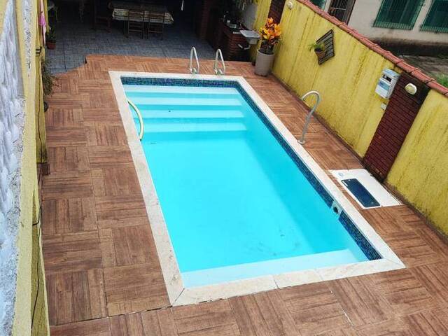 #1426 - Sobrado para Venda em Mongaguá - SP - 2