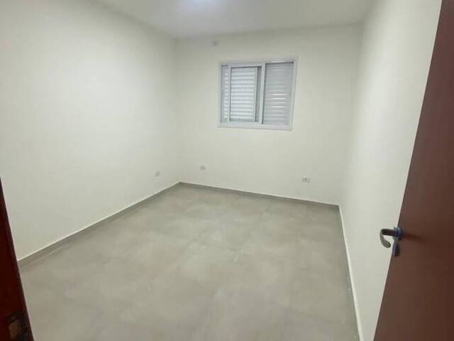 Casa sobreposta para Venda em Itanhaém - 4
