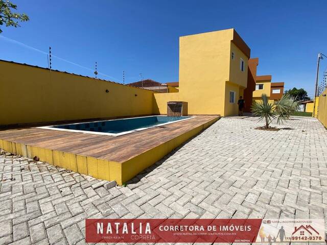 #2015 - Casa sobreposta para Venda em Itanhaém - SP - 1