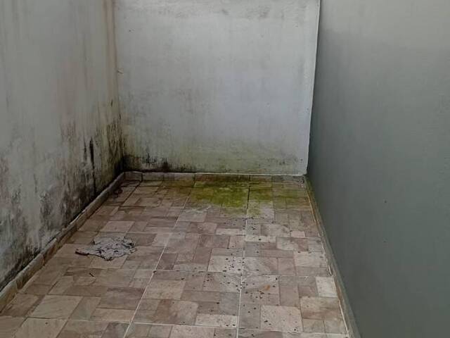 Casa sobreposta para Venda em Itanhaém - 4