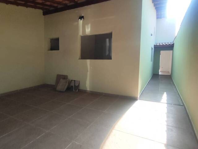 Casa para Venda em Mongaguá - 3