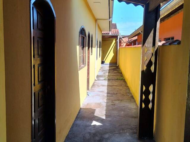#1732 - Casa para Venda em Mongaguá - SP - 2