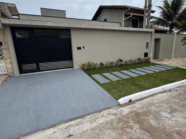 #1740 - Casa para Venda em Peruíbe - SP - 2