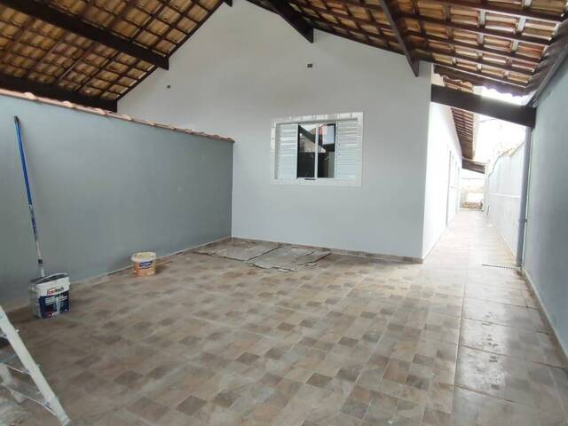 #1858 - Casa para Venda em Mongaguá - SP - 2