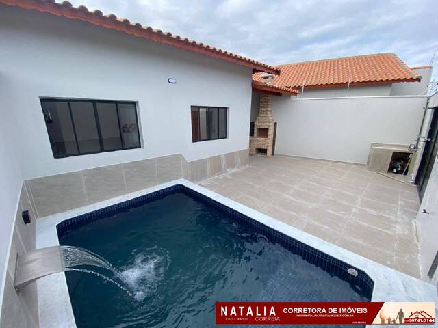 #1877 - Casa para Venda em Mongaguá - SP - 2