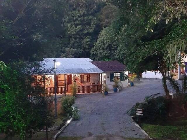 #1904 - Casa para Venda em Pedro de Toledo - SP - 2