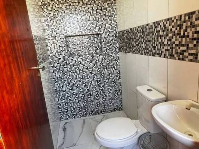 #2064 - Casa para Venda em Peruíbe - SP - 2
