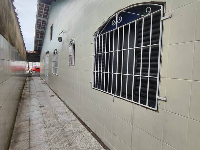 #2215 - Casa para Venda em Mongaguá - SP - 2