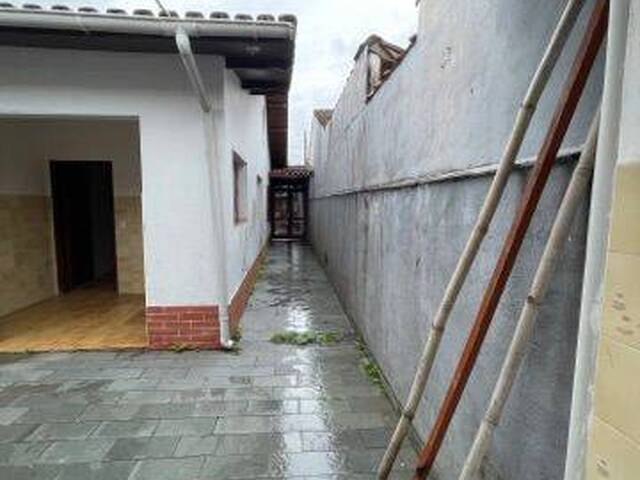 Casa para Venda em Itanhaém - 3