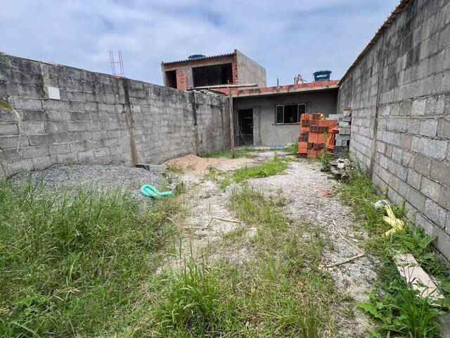 Casa para Venda em Itanhaém - 3