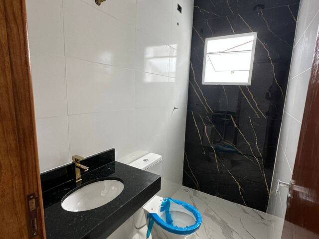Casa para Venda em Itanhaém - 3
