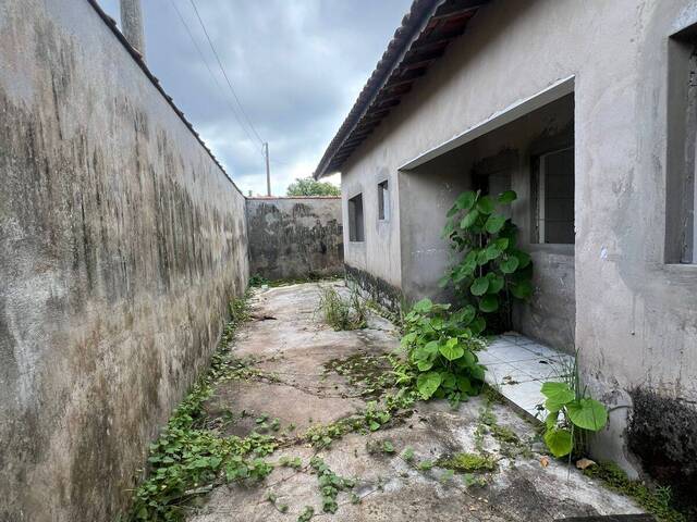 Casa para Venda em Mongaguá - 2