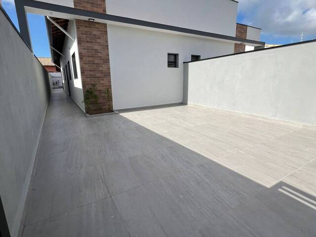 Casa para Venda em Itanhaém - 3