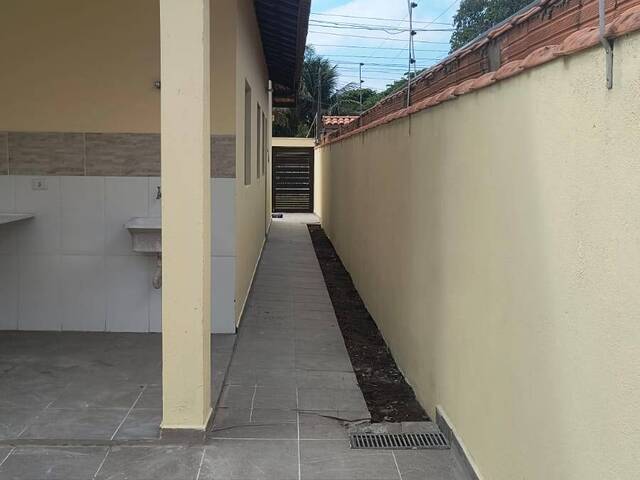 Casa para Venda em Itanhaém - 4