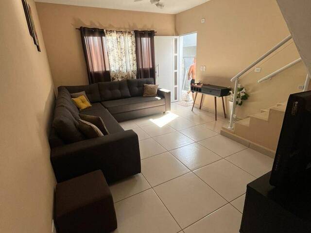 #2435 - Sobrado para Venda em Mongaguá - SP - 2