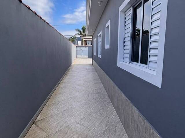 Casa para Venda em Itanhaém - 3