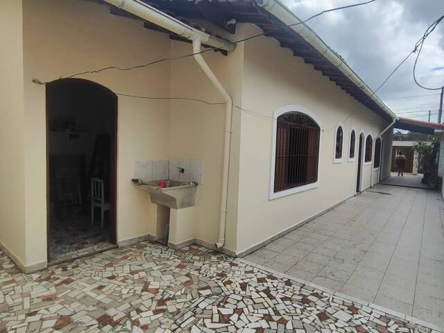Casa para Venda em Itanhaém - 3