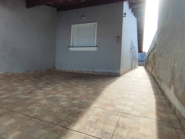 Casa para Venda em Mongaguá - 3