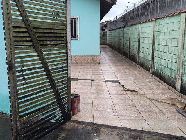Casa para Venda em Itanhaém - 2