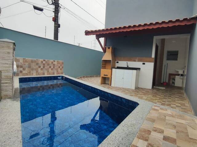 #2240 - Sobrado para Venda em Mongaguá - SP - 2