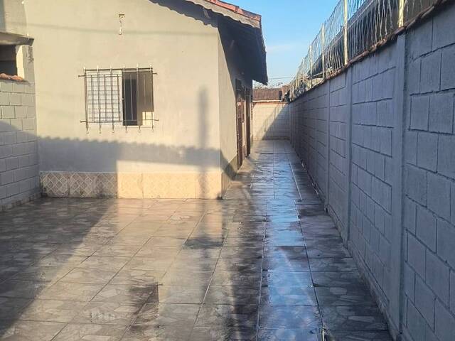 #2482 - Casa para Venda em Itanhaém - SP - 1