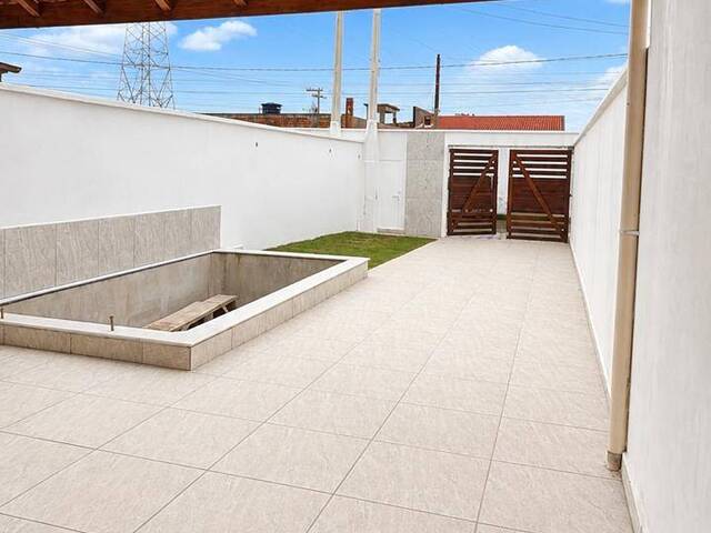 Venda em Jardim São Fernando - Itanhaém