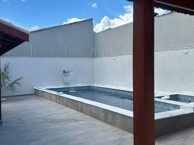 Casa para Venda em Itanhaém - 3