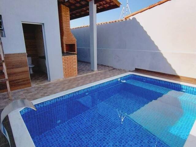 Casa para Venda em Itanhaém - 3