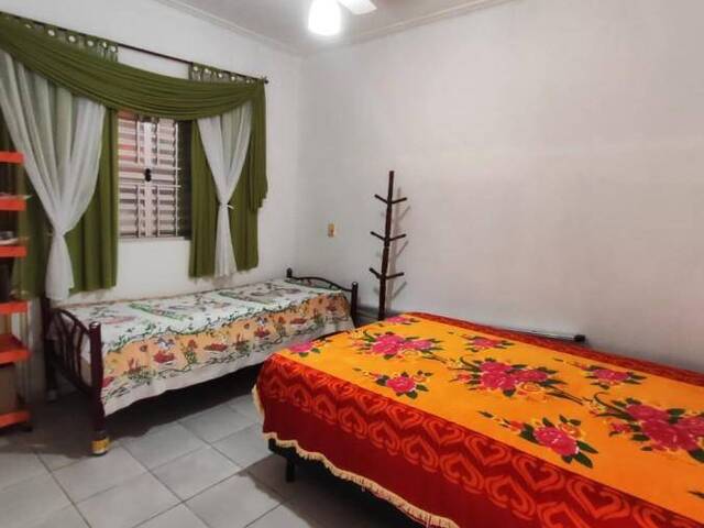 #1631 - Casa para Venda em Mongaguá - SP - 2