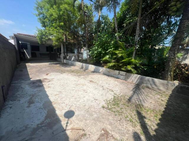 Casa para Venda em Itanhaém - 2