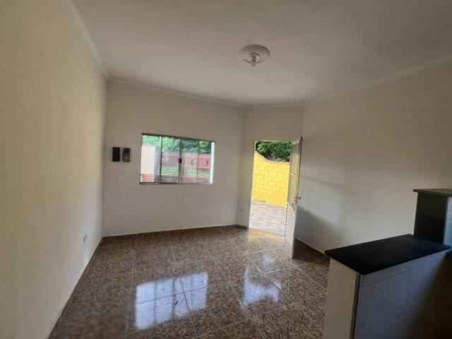 Casa para Venda em Itanhaém - 3